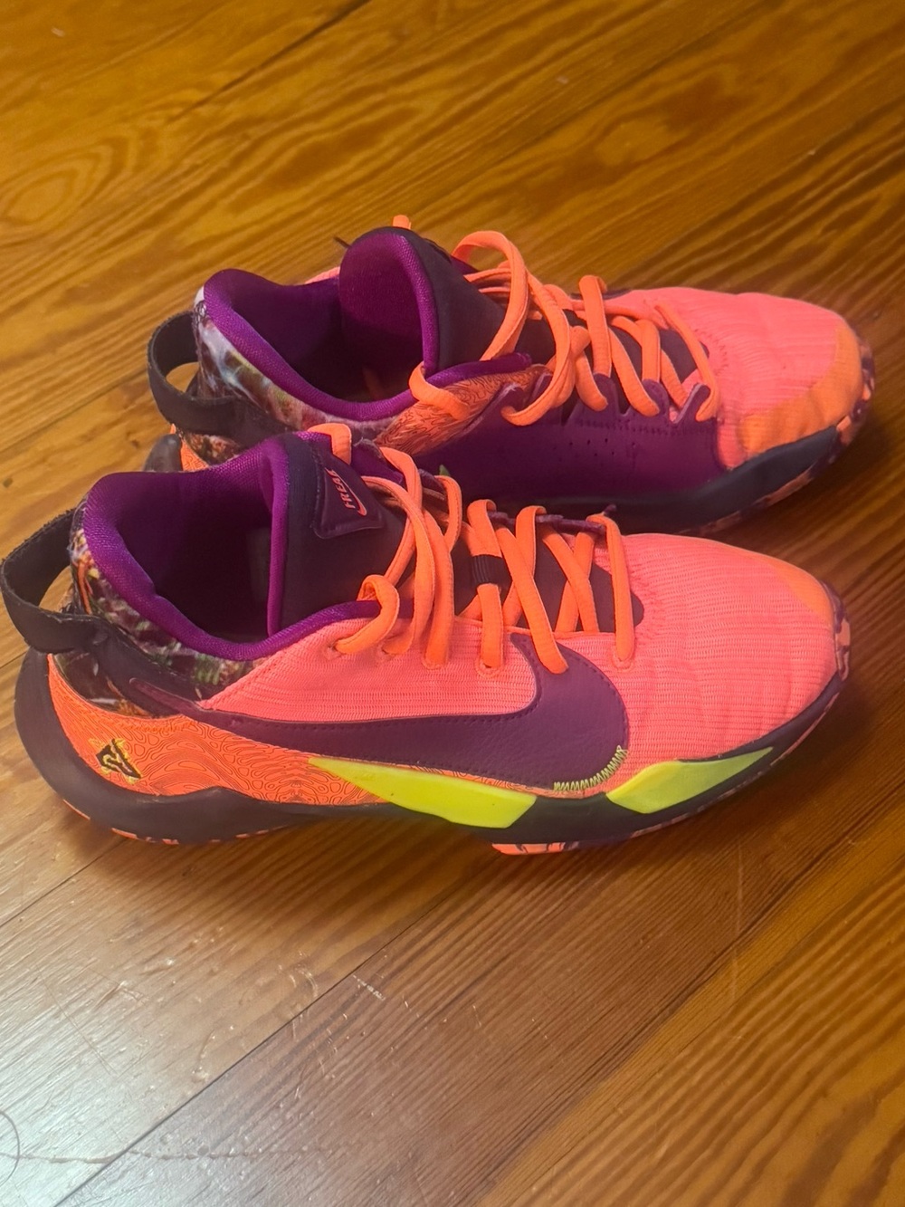 Nike Big Kid's Zoom Freak 2 SE Bright Mango/Red Plum-Volt Size 5Y